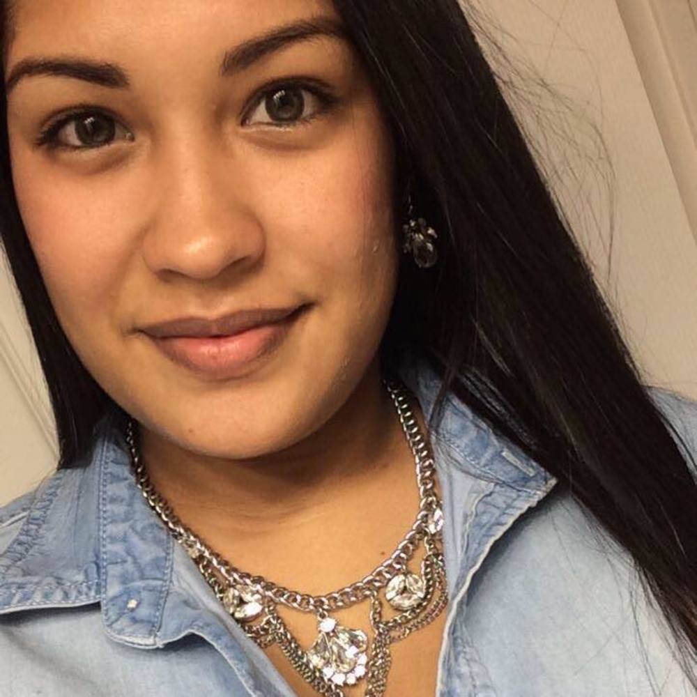 Meet your Posher, Thalia